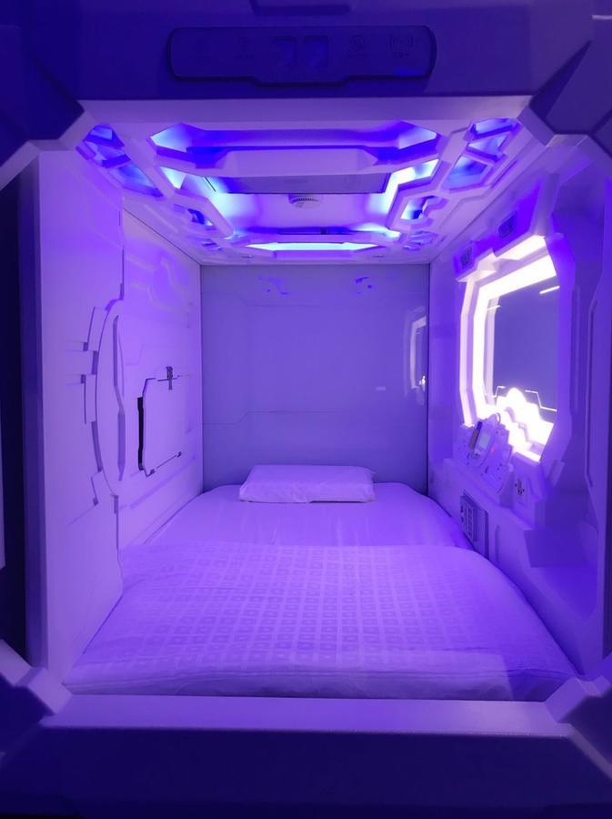 Отель Atlantis Pods @ Little India Сингапур Экстерьер фото